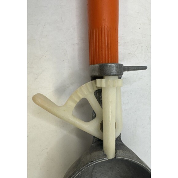 VTG Bonnie Product Bright Orange Metal Ice Cream Scoop New York Mechanical Lever - Picture 3 of 5